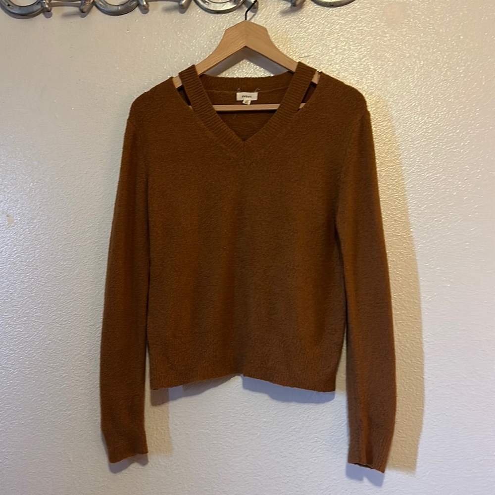 Cutout V-Neck Sweater in Camel